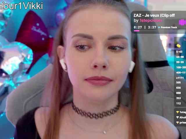 -VikkiL0vesCheese-