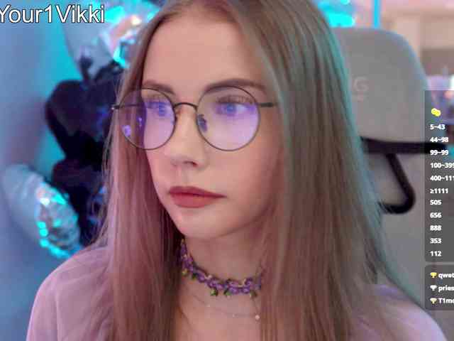 VikkiExtraCheese webcam