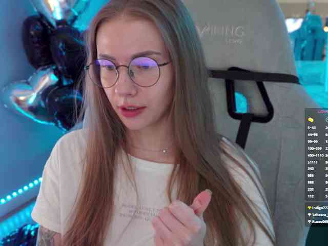 VikkiExtraCheese