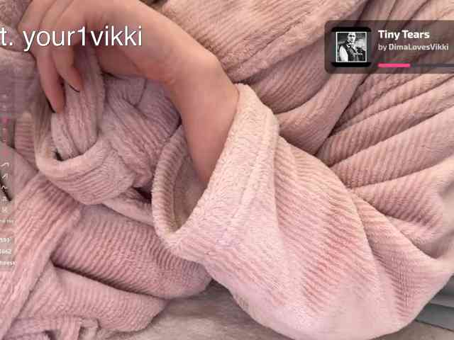 VikkiExtraCheese