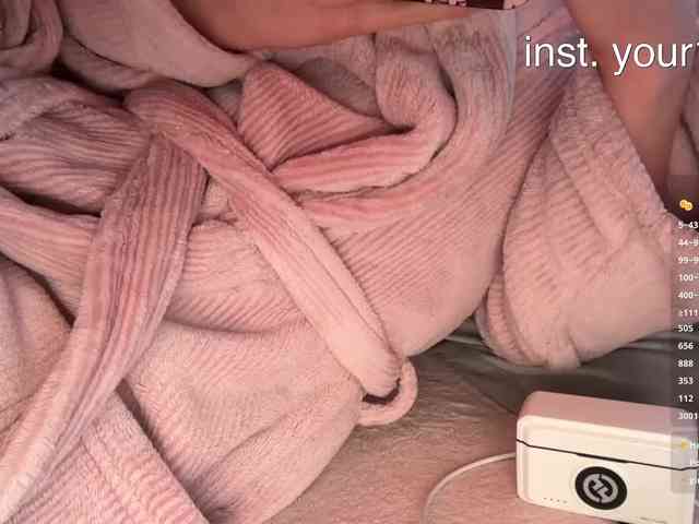 VikkiExtraCheese webcam