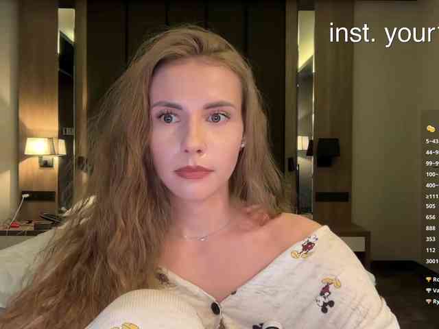 -VikkiL0vesCheese- Sex Cam Show