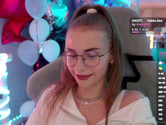 VikkiExtraCheese