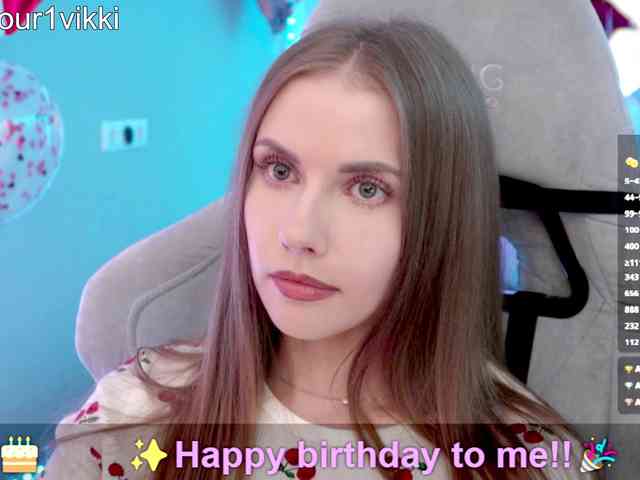 VikkiExtraCheese webcam