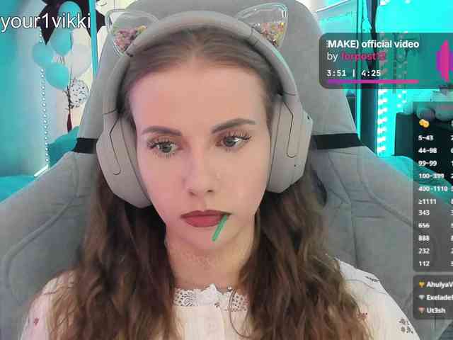 VikkiExtraCheese webcam