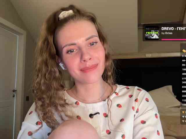 VikkiExtraCheese webcam