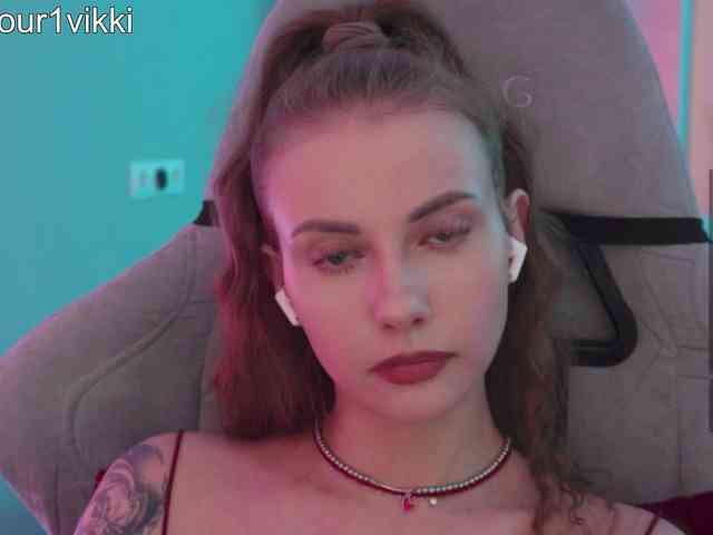 VikkiExtraCheese webcam