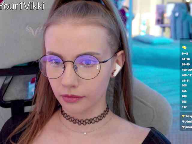 -VikkiL0vesCheese-