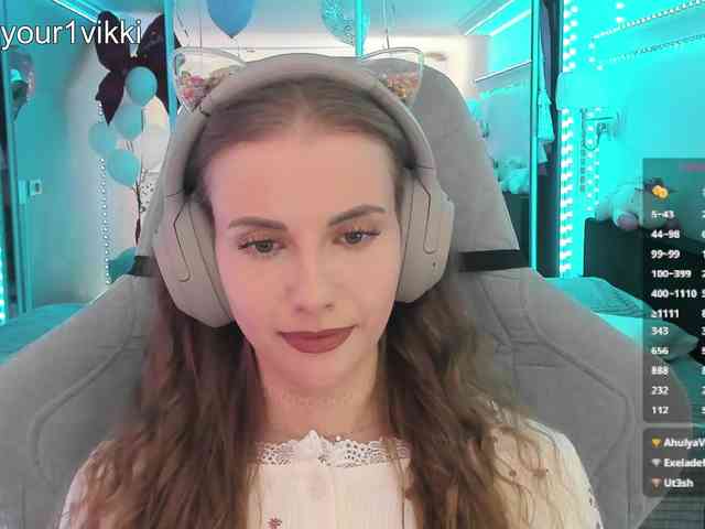 VikkiExtraCheese webcam