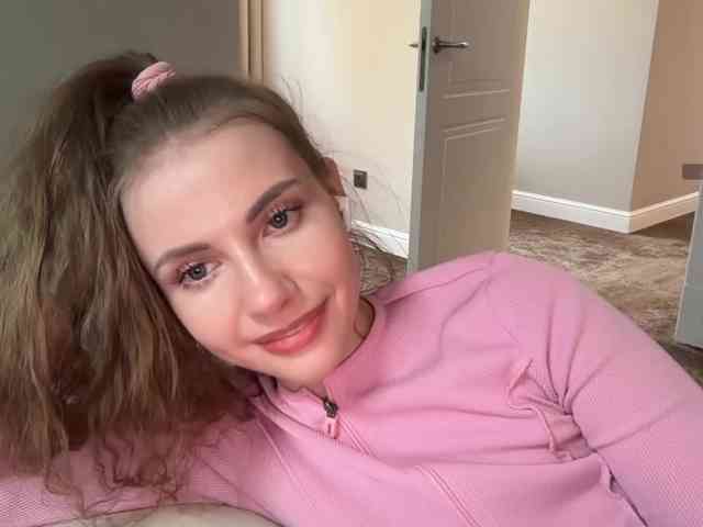 VikkiExtraCheese webcam