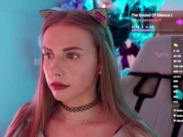 VikkiExtraCheese