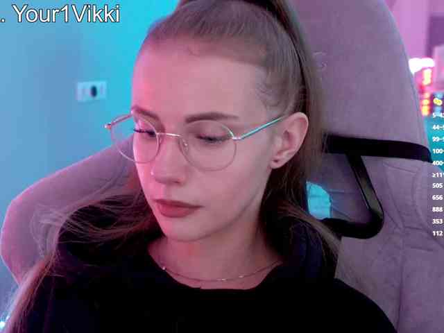 VikkiExtraCheese webcam