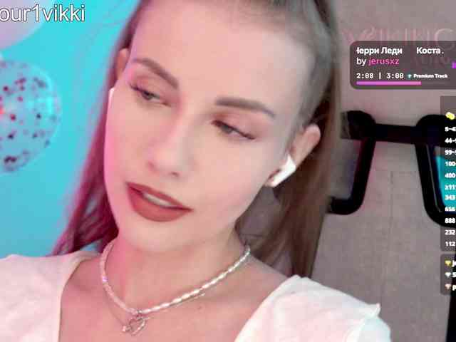 VikkiExtraCheese webcam
