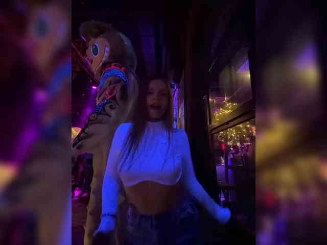 VikkiExtraCheese