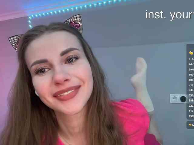 VikkiExtraCheese