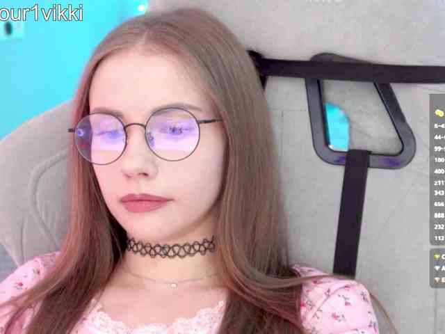 VikkiExtraCheese webcam