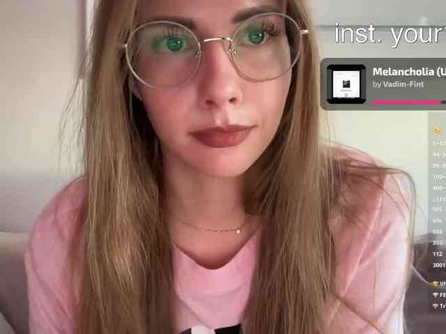 VikkiExtraCheese