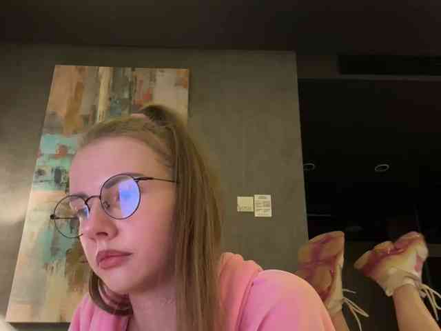 VikkiExtraCheese webcam