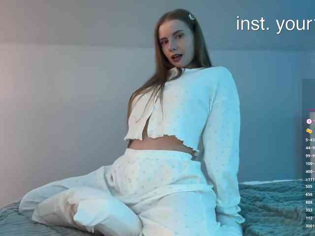 VikkiExtraCheese webcam