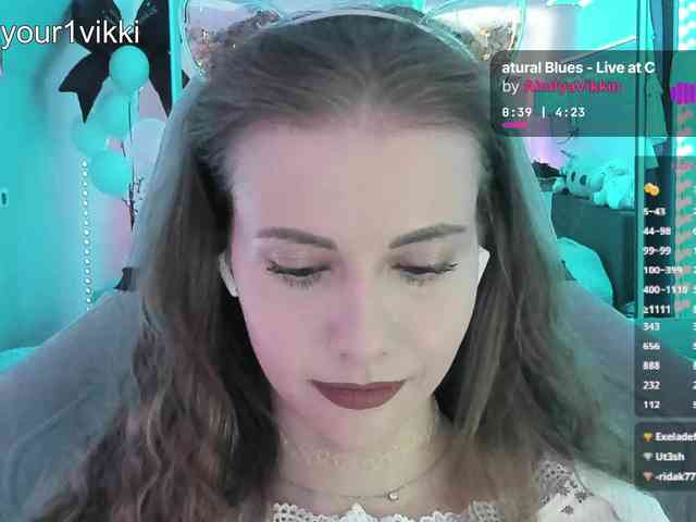 VikkiExtraCheese webcam