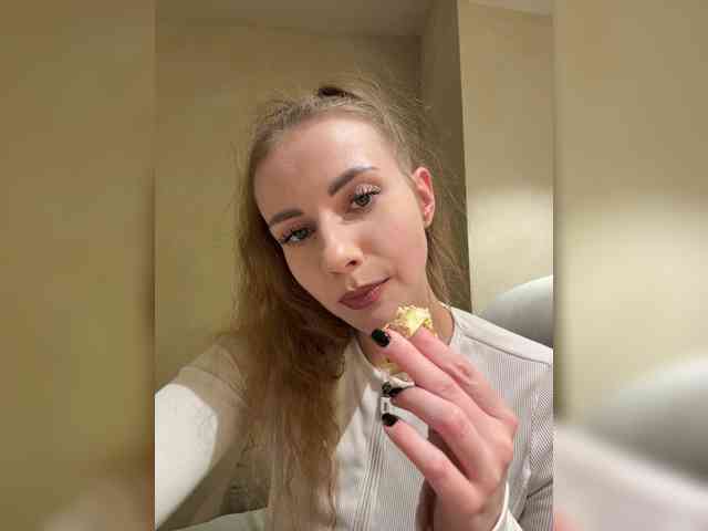 VikkiExtraCheese