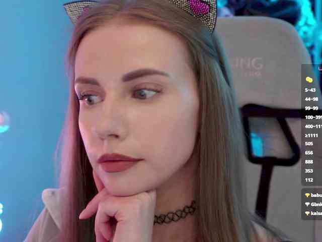 VikkiExtraCheese