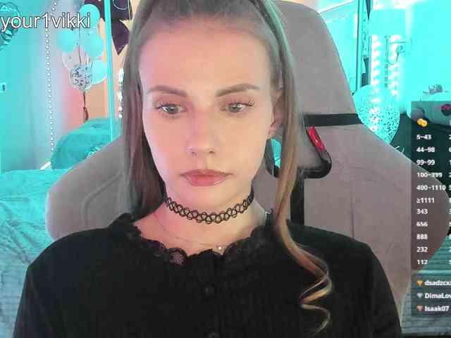 VikkiExtraCheese webcam