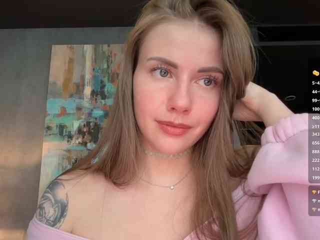 VikkiExtraCheese webcam