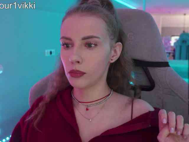 VikkiExtraCheese webcam