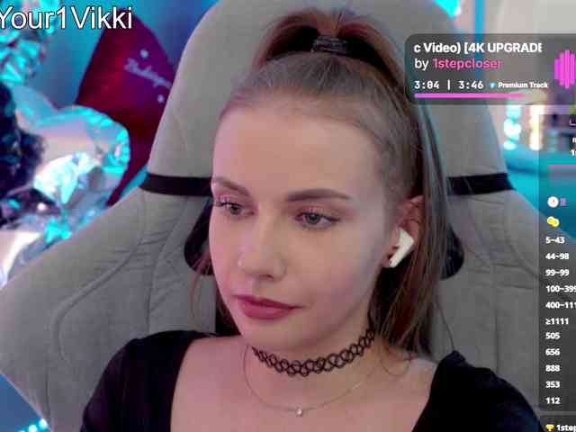 -VikkiL0vesCheese-