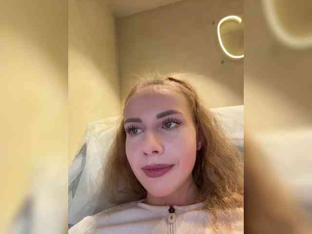 VikkiExtraCheese