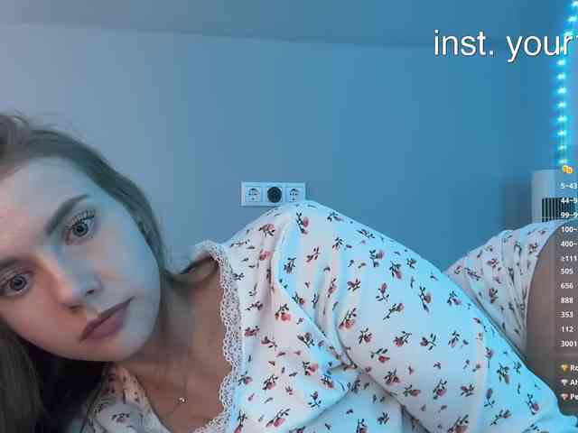 VikkiExtraCheese webcam