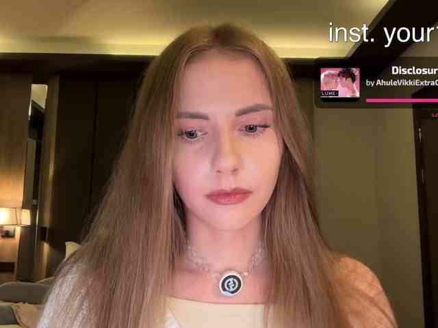 -VikkiL0vesCheese- Sex Cam Show