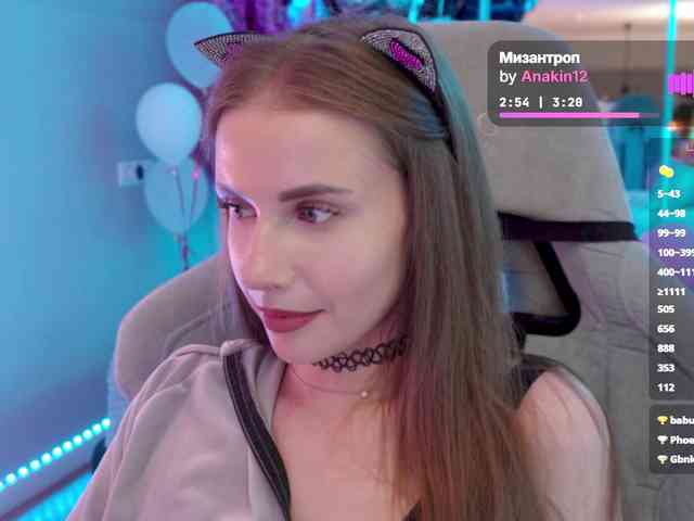 VikkiExtraCheese