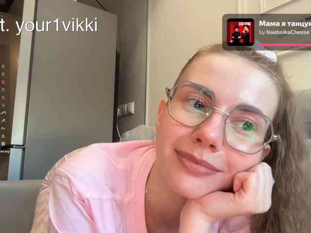 VikkiExtraCheese