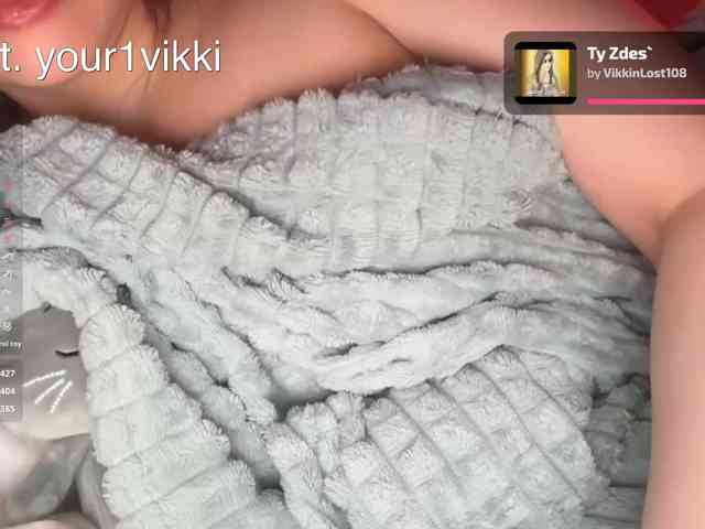 VikkiExtraCheese