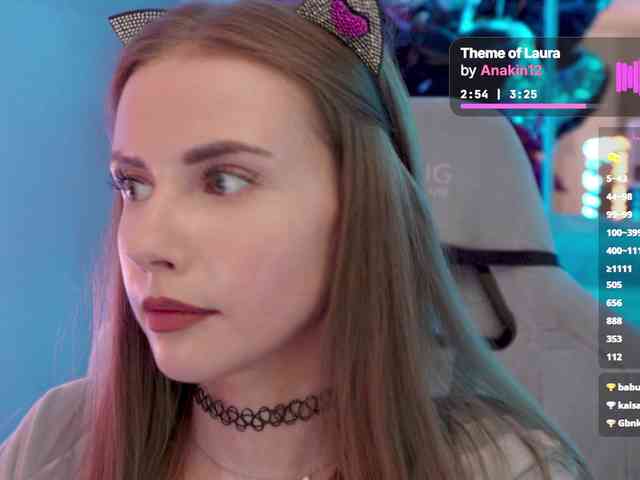 VikkiExtraCheese