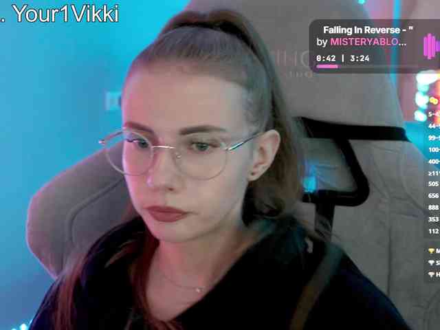 VikkiExtraCheese webcam