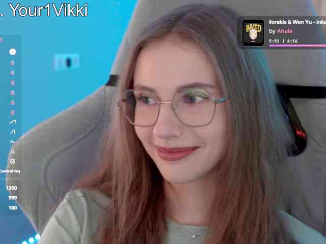 VikkiExtraCheese