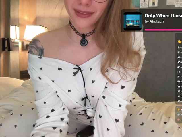 VikkiExtraCheese webcam