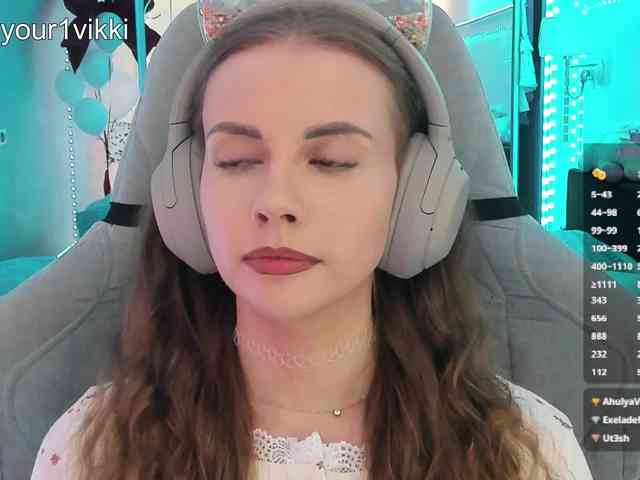 VikkiExtraCheese webcam