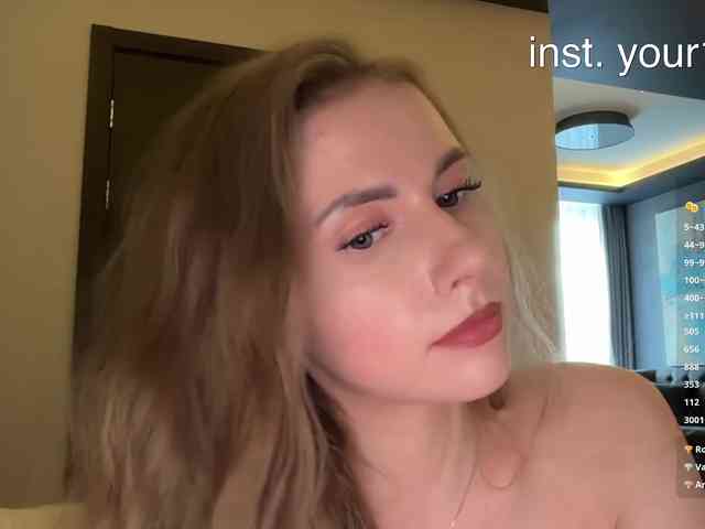 -VikkiL0vesCheese- Sex Cam Show