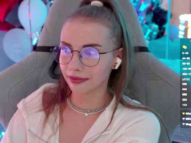 VikkiExtraCheese