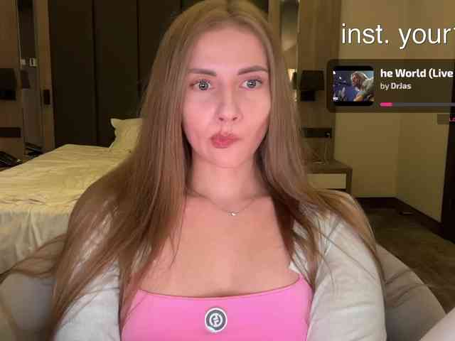 -VikkiL0vesCheese- Sex Cam Show