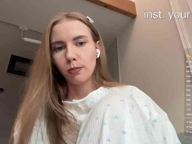 VikkiExtraCheese webcam