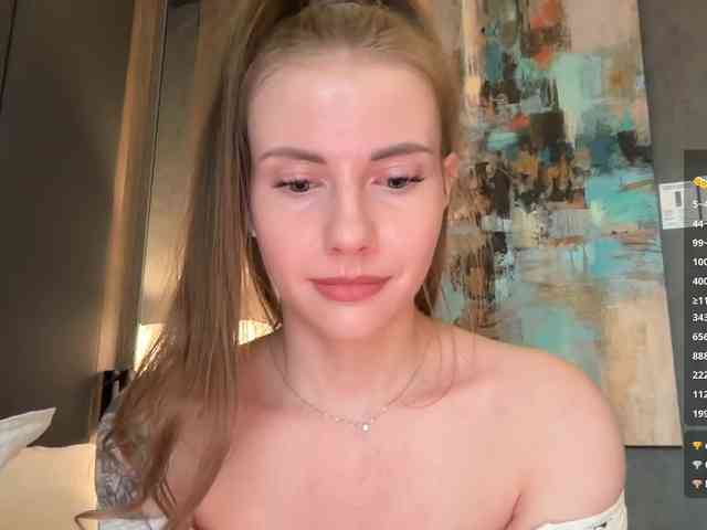 VikkiExtraCheese webcam