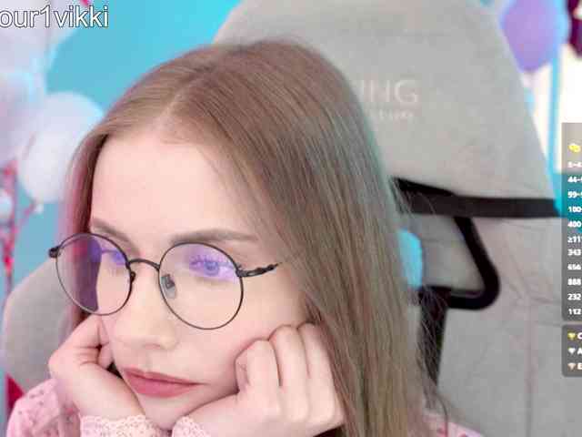 VikkiExtraCheese