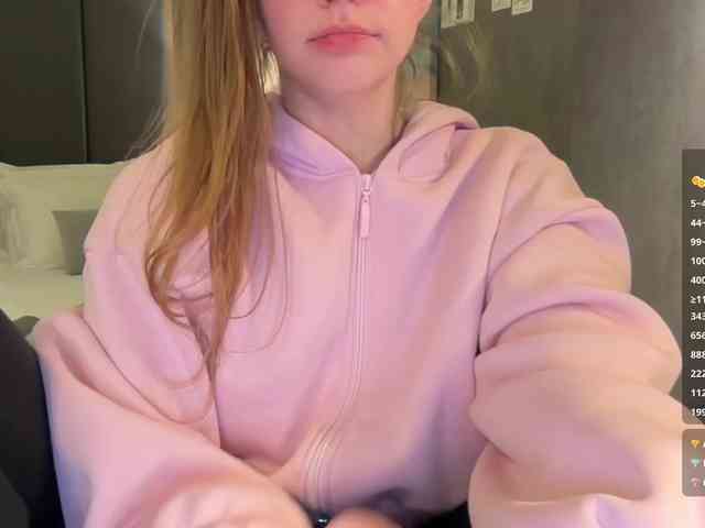 VikkiExtraCheese webcam