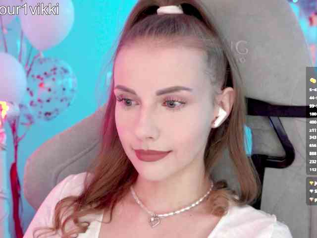 VikkiExtraCheese webcam