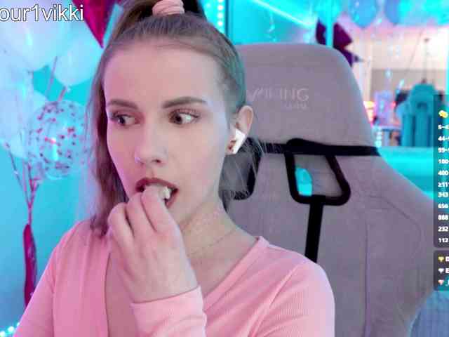 VikkiExtraCheese